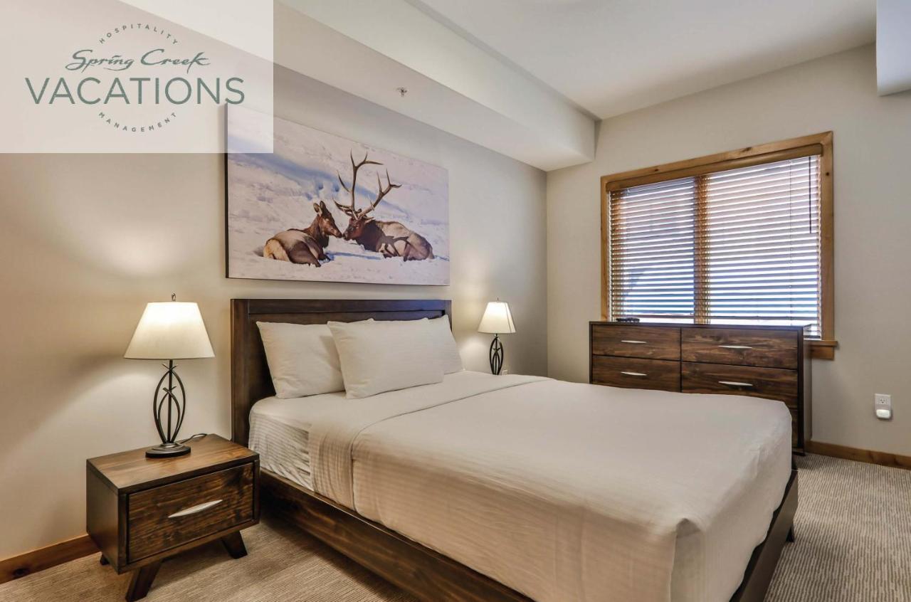 White Spruce Lodge By Spring Creek Vacations Канмор Номер фото